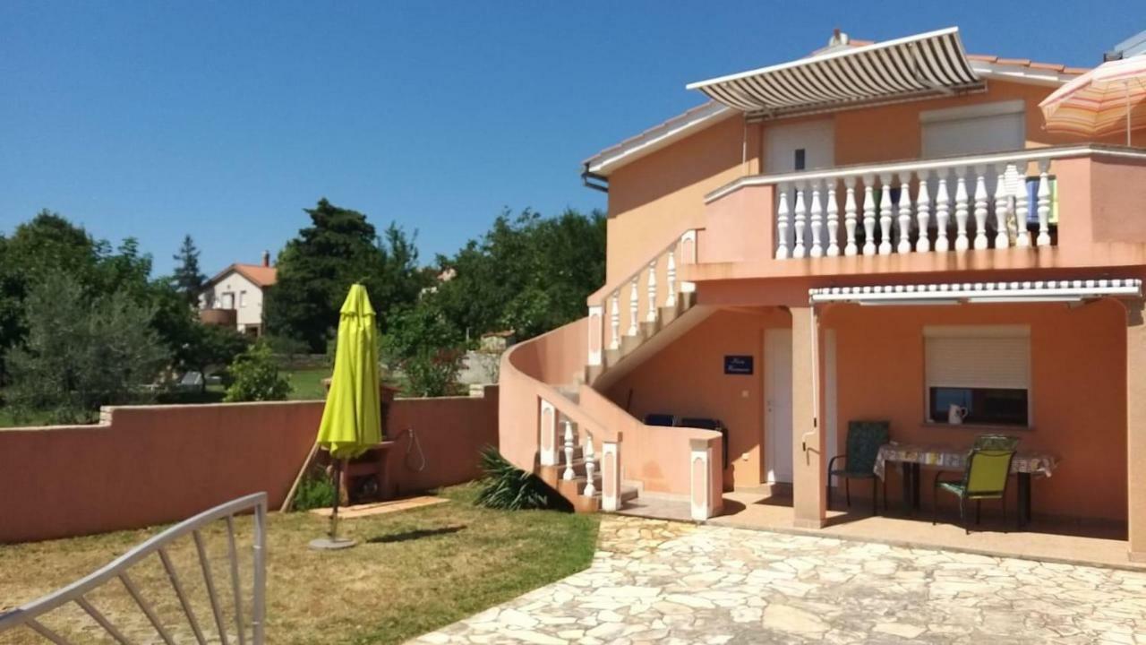 Appartamento Waimarie Fažana Esterno foto
