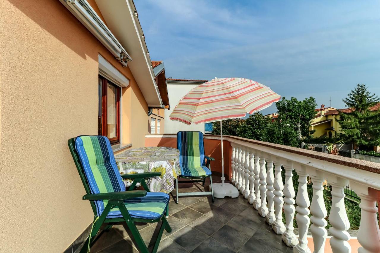 Appartamento Waimarie Fažana Esterno foto